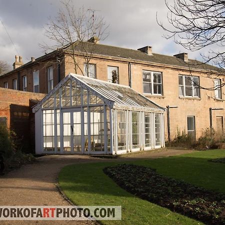 Mansfield Manor Hotel Exterior photo